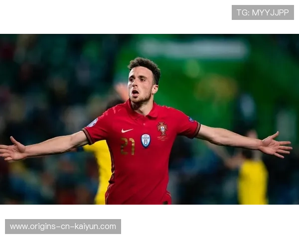 若塔禁区混战中敏锐转射得分